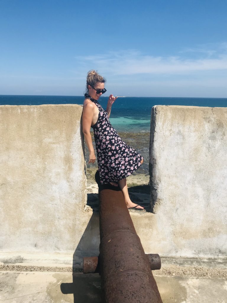 Mascha auf Fort São Sebastião